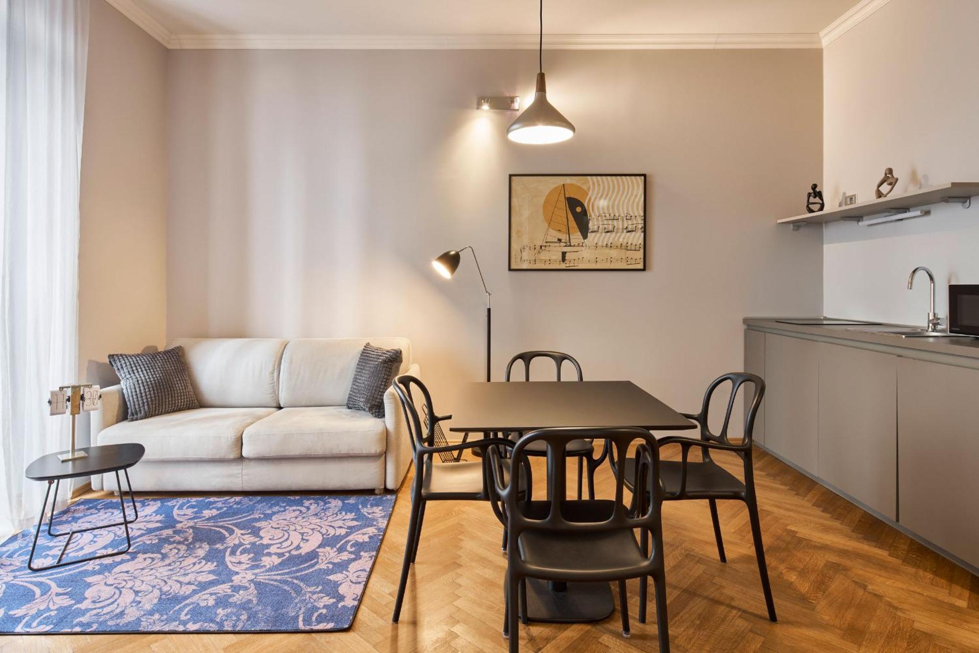 Urbanauts Beletages Sonata Apartment Trieste Luaran gambar